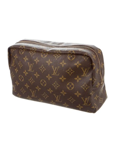 toiletry bag gm louis vuitton|louis vuitton monogram toiletry bag.